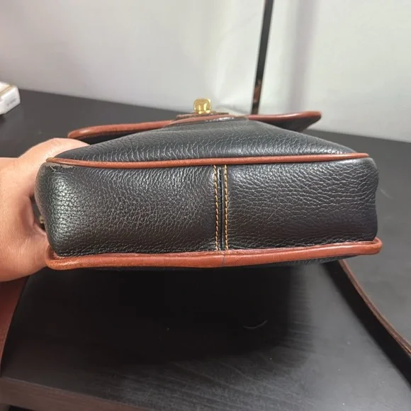 Coach Vintage Sheridan Collection Crossbody bag - Picture 8 of 17